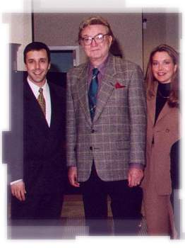 chicago pianos . com  - John & Diane Cordogan with Steve Allen