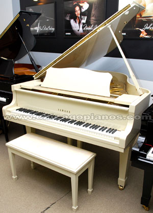 Yamaha C3 in ivory polish